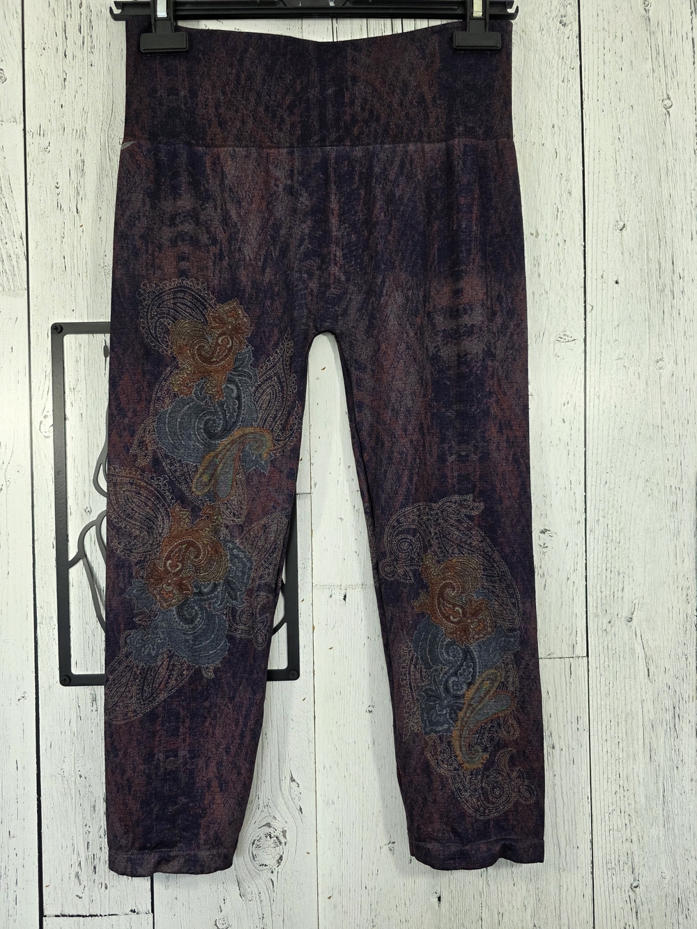 M. Rena Paisley Print High Waist Legging Capris One Size, Cozy, Fall Fashion,